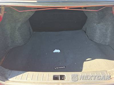 2012 Nissan Versa 1.6 SV Sedan - zdjęcie 16 z 36 - miniatura