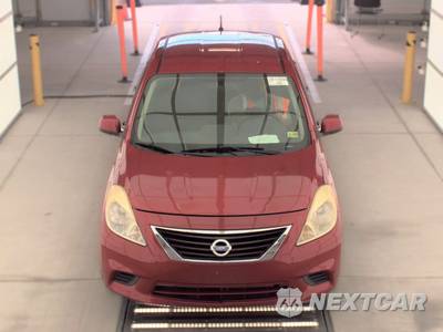 2012 Nissan Versa 1.6 SV Sedan - zdjęcie 2 z 36 - miniatura