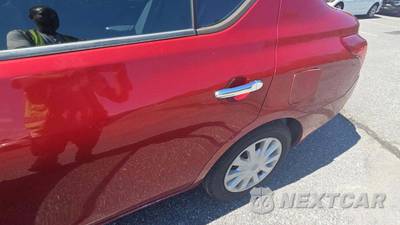 2012 Nissan Versa 1.6 SV Sedan - zdjęcie 34 z 36 - miniatura