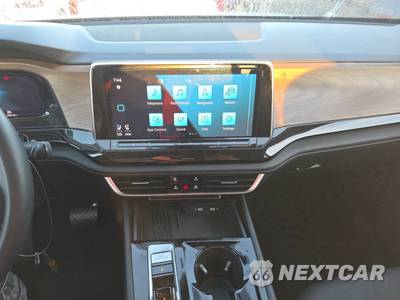 2025 Volkswagen Atlas 2.0T SE w/Technology - zdjęcie 11 z 25 - miniatura
