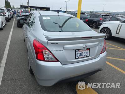 2019 Nissan Versa Sedan SV - zdjęcie 5 z 26 - miniatura