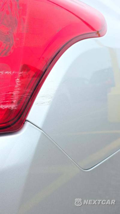 2019 Nissan Versa Sedan SV - zdjęcie 24 z 26 - miniatura