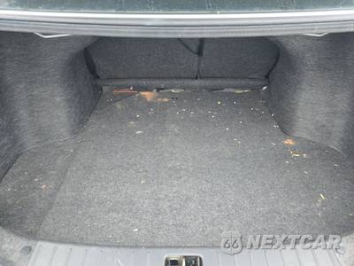 2019 Nissan Versa Sedan SV - zdjęcie 16 z 26 - miniatura