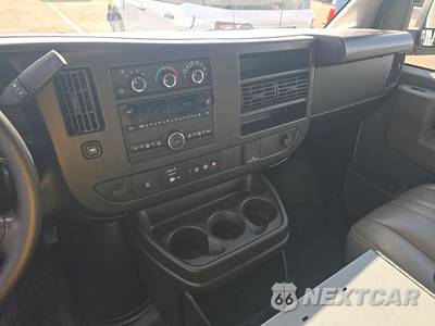 2023 Chevrolet Express 2500 Cargo Van 1WT 135.2" WB - zdjęcie 11 z 28 - miniatura