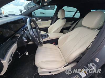 2019 Mercedes-Benz E 300 Sedan - zdjęcie 7 z 24 - miniatura