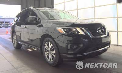2020 Nissan Pathfinder S - zdjęcie 4 z 24 - miniatura