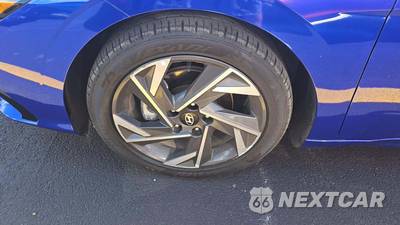2025 Hyundai Elantra Limited - zdjęcie 23 z 24 - miniatura