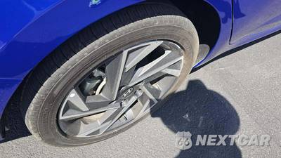 2025 Hyundai Elantra Limited - zdjęcie 22 z 24 - miniatura