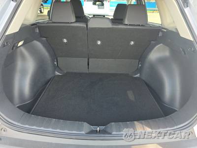 2026 Toyota Corolla Cross LE - zdjęcie 16 z 19 - miniatura