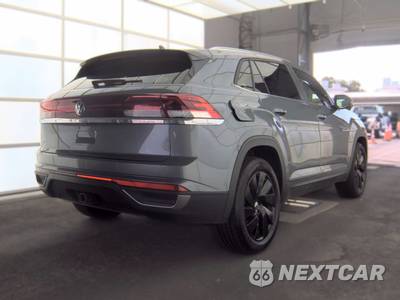 2025 Volkswagen Atlas Cross Sport 2.0T SE w/Technology - zdjęcie 4 z 24 - miniatura