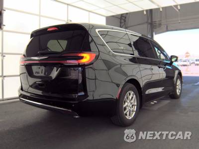 2026 Chrysler Pacifica Select 121.6" WB - zdjęcie 4 z 35 - miniatura