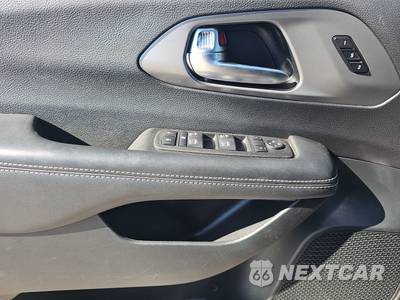 2026 Chrysler Pacifica Select 121.6" WB - zdjęcie 9 z 35 - miniatura