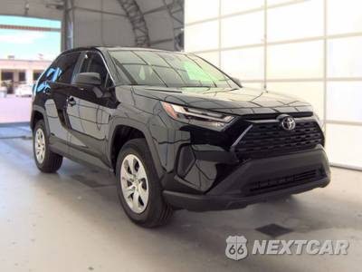 2025 Toyota RAV4 LE - zdjęcie 3 z 51 - miniatura