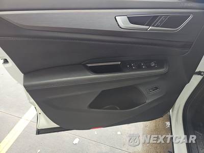 2025 Volkswagen Atlas Cross Sport 2.0T SE w/Technology - zdjęcie 9 z 27 - miniatura