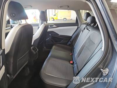 2025 Volkswagen Taos SE - zdjęcie 13 z 25 - miniatura
