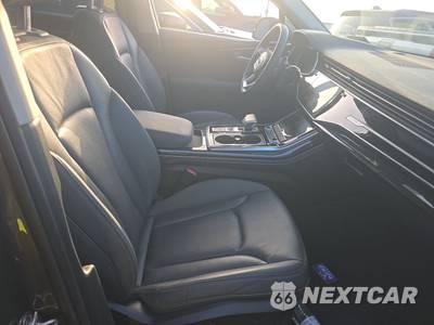 2025 Audi Q7 Premium Plus 45 TFSI - zdjęcie 8 z 23 - miniatura