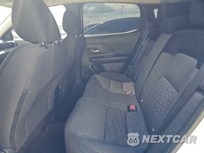 2025 Nissan Kicks SV - zdjęcie 13 z 24 - miniatura
