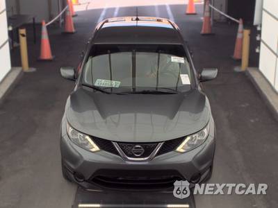2018 Nissan Rogue Sport S - zdjęcie 2 z 36 - miniatura