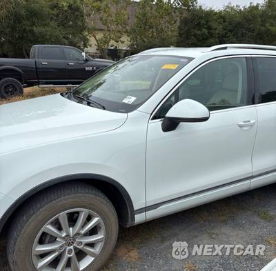 2014 Volkswagen Touareg TDI Sport w/Navigation - zdjęcie 2 z 50 - miniatura
