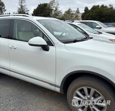 2014 Volkswagen Touareg TDI Sport w/Navigation - zdjęcie 14 z 50 - miniatura