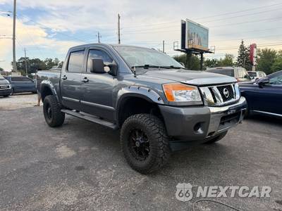 2014 Nissan TITAN SV Crew Cab Short Bed - zdjęcie 6 z 11 - miniatura