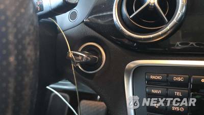2014 Mercedes-Benz CLA 250 - zdjęcie 18 z 38 - miniatura