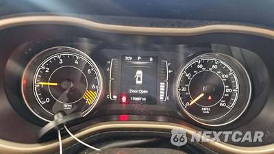 2014 Jeep Cherokee Sport - zdjęcie 18 z 34 - miniatura