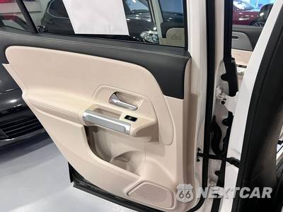 2021 Mercedes-Benz GLB 250 - zdjęcie 29 z 37 - miniatura