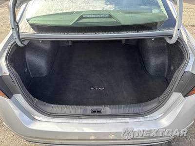 2025 Nissan Altima SV - zdjęcie 18 z 22 - miniatura