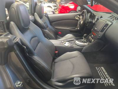 2014 Nissan 370Z Touring Convertible - zdjęcie 8 z 24 - miniatura