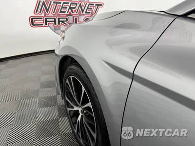 2019 Toyota Camry SE - zdjęcie 22 z 45 - miniatura