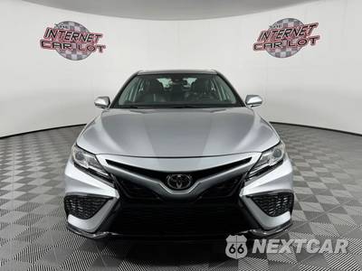 2019 Toyota Camry SE - zdjęcie 2 z 45 - miniatura