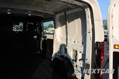 2025 Ford Transit 250 Cargo Van Low Roof 130.0" WB - zdjęcie 17 z 50 - miniatura