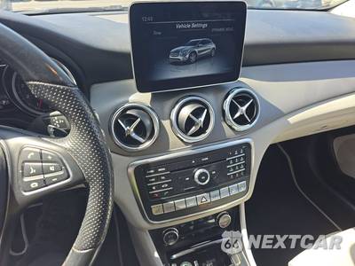 2019 Mercedes-Benz GLA 250 4MATIC - zdjęcie 11 z 28 - miniatura