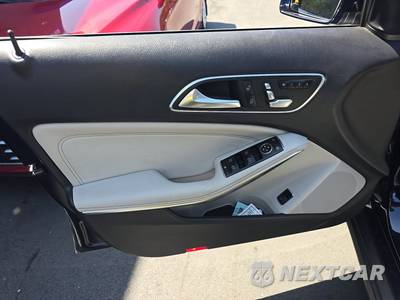2019 Mercedes-Benz GLA 250 4MATIC - zdjęcie 9 z 28 - miniatura