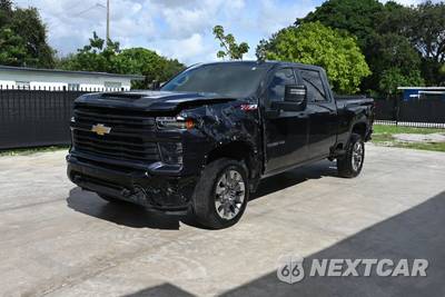 2024 Chevrolet Silverado 2500HD Custom Crew Cab Medium Bed 1CX - zdjęcie 2 z 16 - miniatura