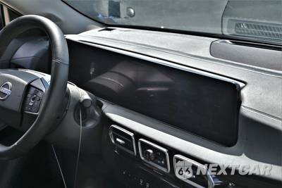 2026 Nissan Sentra SV - zdjęcie 10 z 20 - miniatura