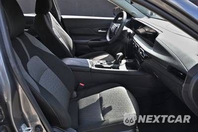 2026 Nissan Sentra SV - zdjęcie 14 z 20 - miniatura