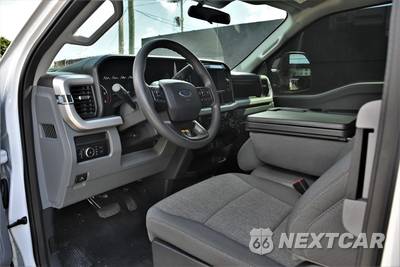 2025 Ford Super Duty F-350 XL Extended Cab Long Bed w/Rear Doors - zdjęcie 13 z 20 - miniatura