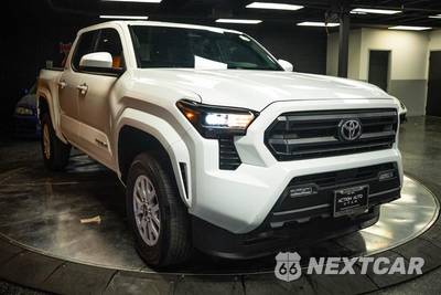 2026 Toyota Tacoma SR5 Crew Cab Medium Bed - zdjęcie 5 z 26 - miniatura
