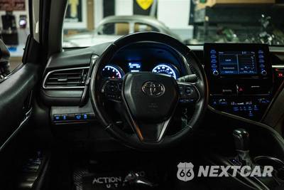 2022 Toyota Camry SE - zdjęcie 15 z 28 - miniatura