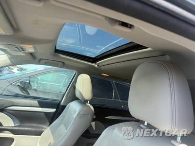 2015 Toyota Highlander XLE - zdjęcie 27 z 40 - miniatura