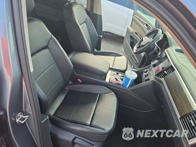2022 Volkswagen Atlas 2.0T SE w/Technology - zdjęcie 8 z 24 - miniatura