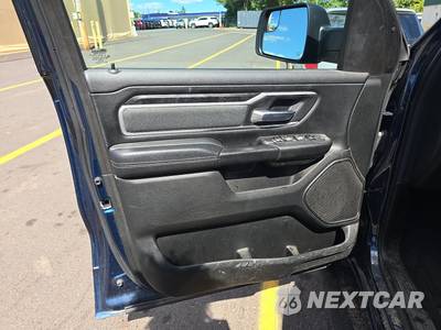 2022 Ram 1500 Big Horn Crew Cab Short Bed - zdjęcie 9 z 32 - miniatura