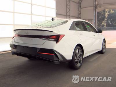 2025 Hyundai Elantra SEL Sport - zdjęcie 4 z 33 - miniatura
