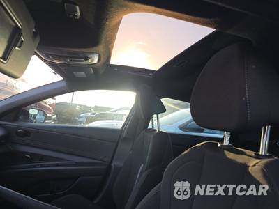 2026 Hyundai Elantra SEL Sport Premium - zdjęcie 22 z 31 - miniatura