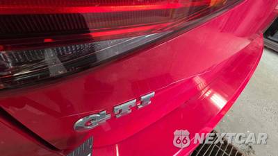2015 Volkswagen Golf GTI S Hatchback - zdjęcie 35 z 40 - miniatura