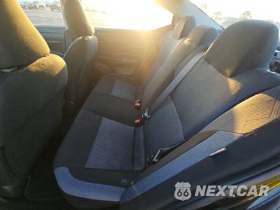 2025 Nissan Versa SV - zdjęcie 13 z 21 - miniatura