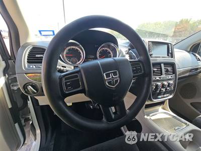 2014 Dodge Grand Caravan SXT 121.2" WB - zdjęcie 10 z 19 - miniatura