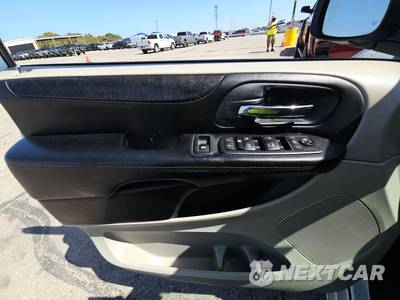 2014 Dodge Grand Caravan SXT 121.2" WB - zdjęcie 9 z 19 - miniatura